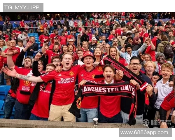 庆祝丹尼斯埃尔文60岁生日曼联社交媒体送上温馨祝福