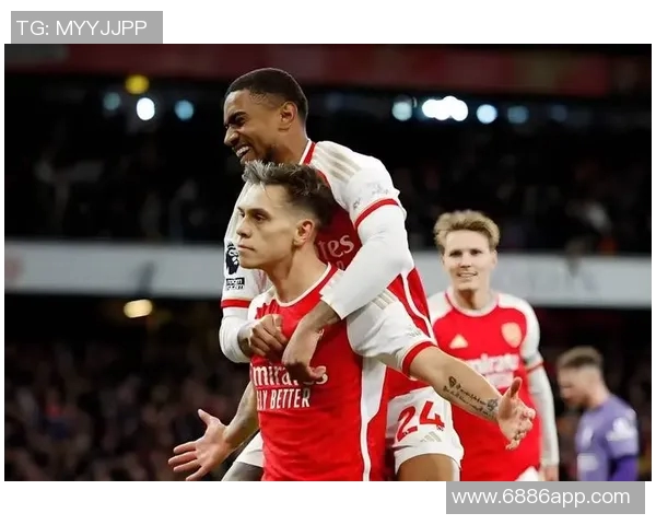 阿森纳海报揭幕伦敦德比梅里诺独特造型引关注