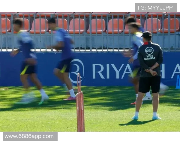 马竞官方宣布巴里奥斯轻度肌肉损伤复出时间需视恢复情况而定