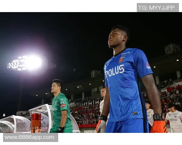 铃木彩艳谈进攻策略与门将冷静处理的重要性