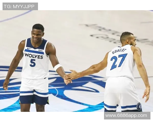 森林狼缺少戈贝尔篮下防守漏洞显著兰德尔护筐能力待提升