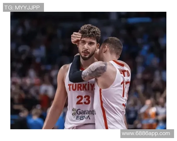 阿门在申京病中挣扎亚当斯场均35分钟表现出色入选二阵 阿门在申京病中挣扎亚当斯场均35分钟表现出色入选二阵