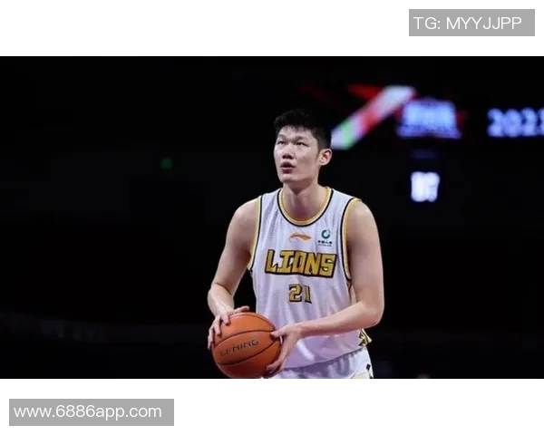 全运会小组赛胡金秋砍下33分6板四川男篮轻取中国香港队